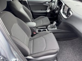 Kia Cee'd, 1.5 l., hatchback | 3