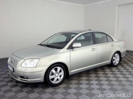 Toyota, 2.0 l., sedanas | 1