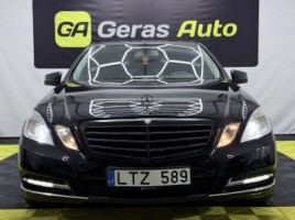 Mercedes-Benz E350, sedanas | 1