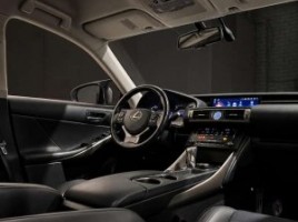 Lexus IS 300h, saloon | 3