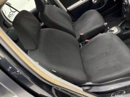 Toyota Yaris, 1.3 l., hečbekas | 4