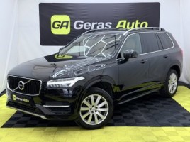 Volvo XC90 visureigis