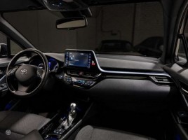 Toyota C-HR, cross-country | 2