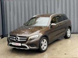 Mercedes-Benz GLC220
