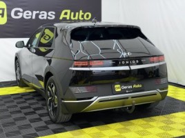 Hyundai IONIQ | 4