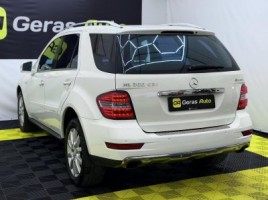 Mercedes-Benz ML300, visureigis | 4