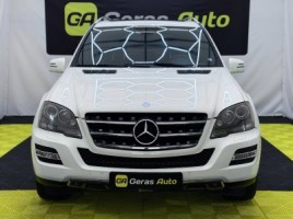 Mercedes-Benz ML300, visureigis | 1