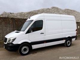 Mercedes-Benz | 1