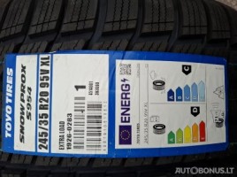 Toyo 245/35R20